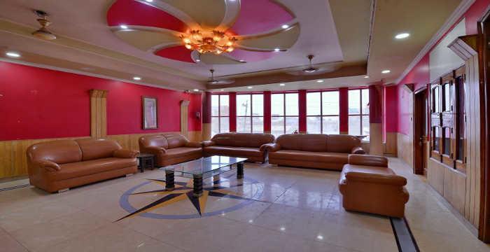 Rc Inn Sirsa Екстериор снимка